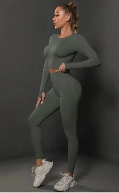 Motion Long Sleeve Yoga Suit