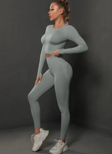 Motion Long Sleeve Yoga Suit